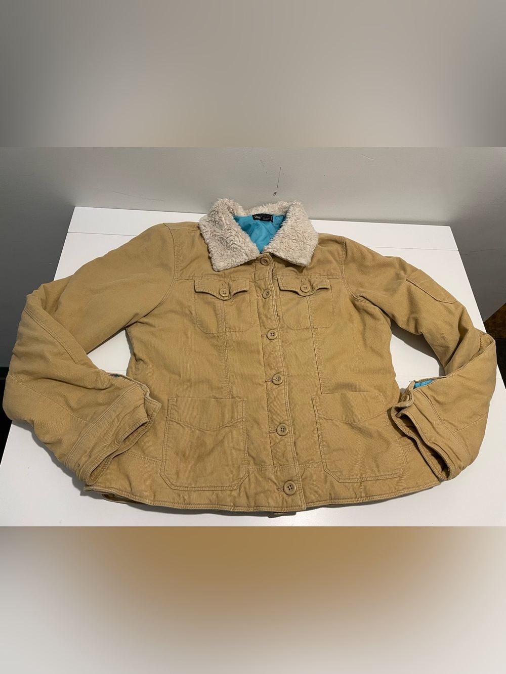 Wet Seal Brand Vintage Y2K Tan Corduroy Jacket Faux Fur Sherpa Collar Size Large